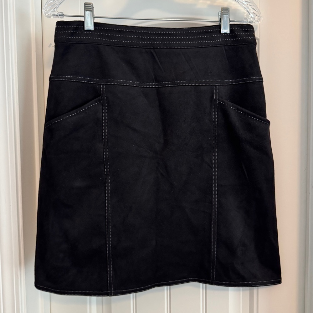 NEW J McLaughlin 4 Black Merced A-Line Mini Skirt ~ Suede Feel Capsule Classic